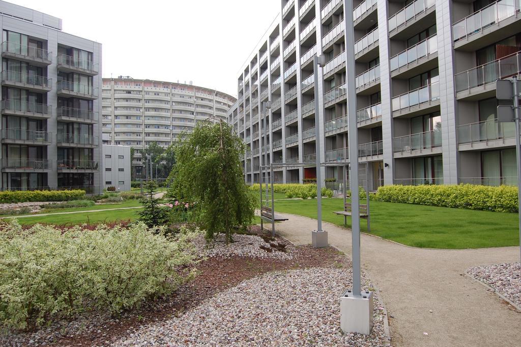 Apartament Triton Park Warsawa Bagian luar foto