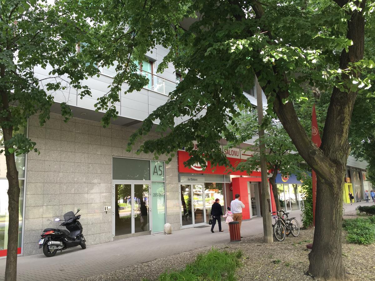 Apartament Triton Park Warsawa Bagian luar foto
